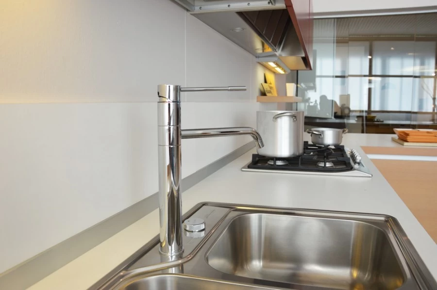 Cucina con penisola Varenna Alea rovere