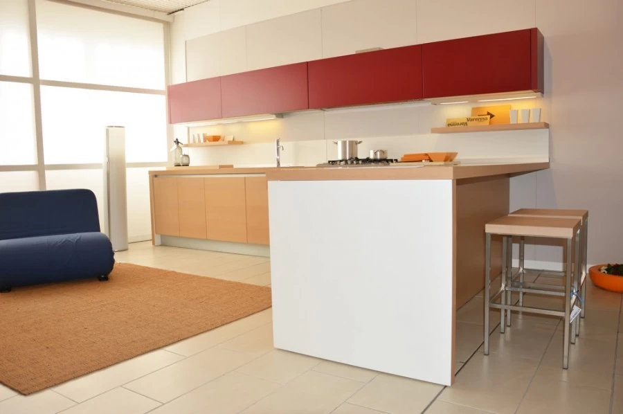 Cucina con penisola Varenna Alea rovere