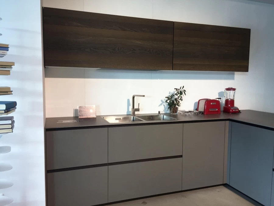 Cucina angolare Valcucine Riciclantica rovere millennium