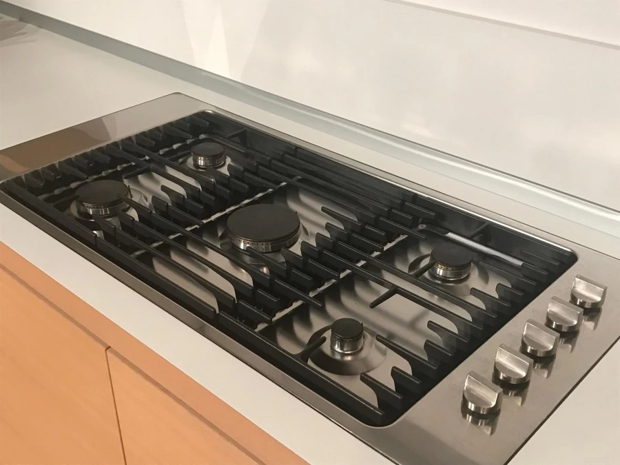 Cucina con penisola Poliform Alea