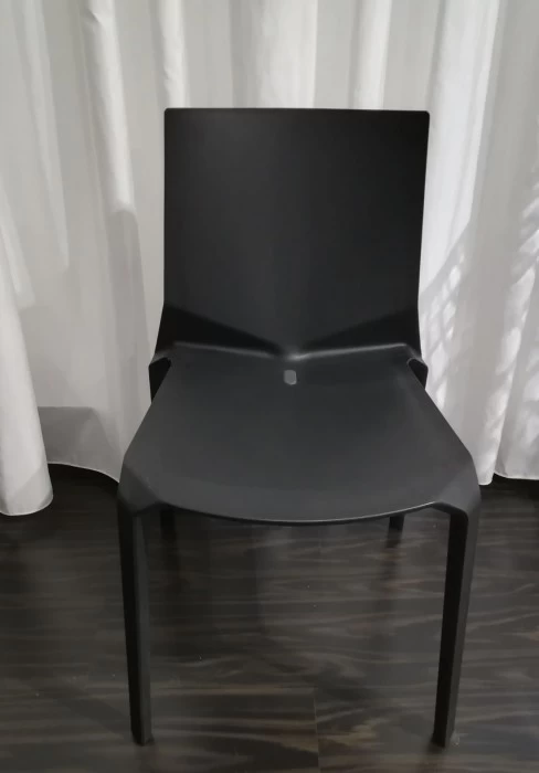 Sedia senza braccioli Kristalia Plana nero