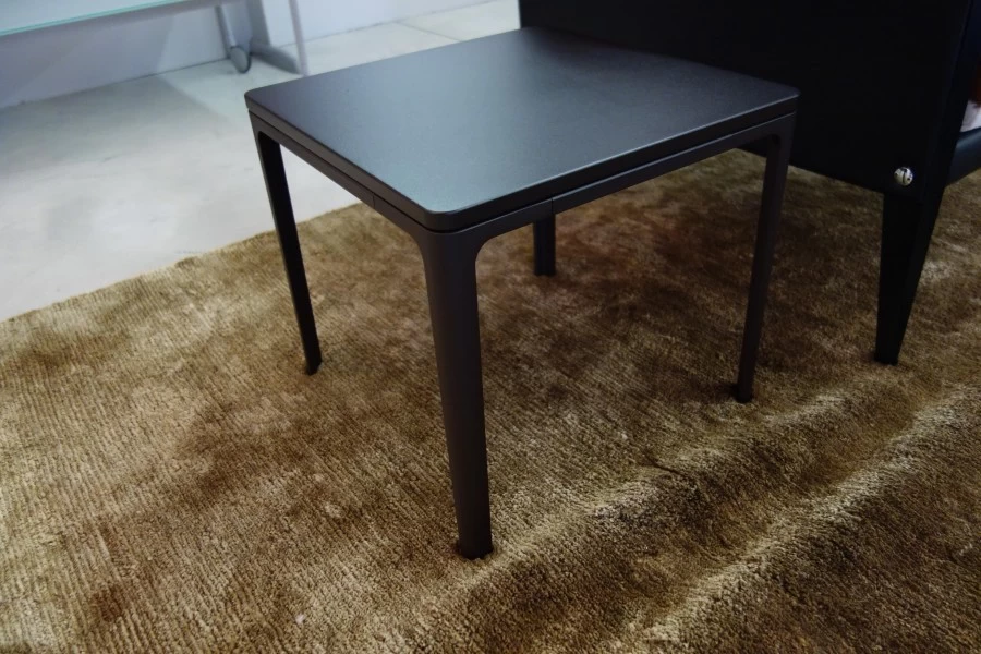 Tavolino quadrato Vitra Plate