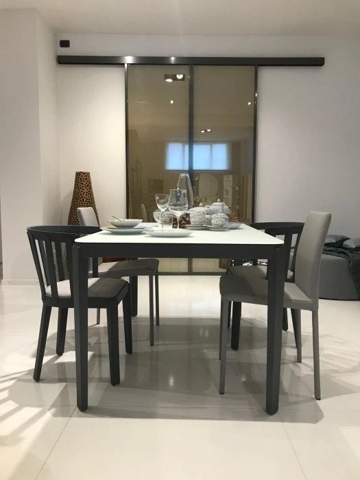 Tavolo Miniforms Tino