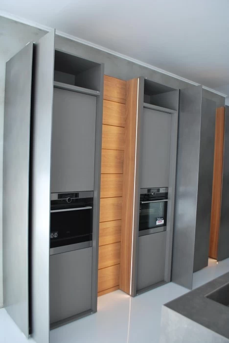 Cucina con Isola Modulnova BLADE laccato satinato