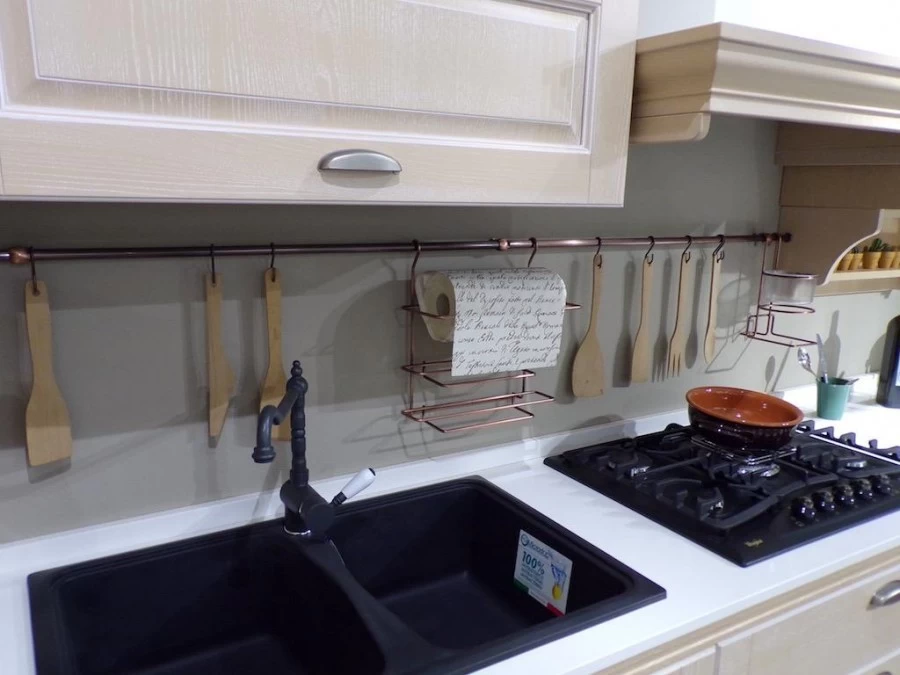 CUCINA ANGOLARE ARTEC OPERA IN ESPOSIZIONE A BRESCIA
