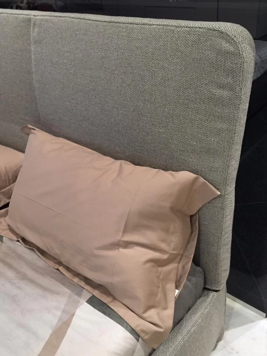 Letto matrimoniale Poliform Laze