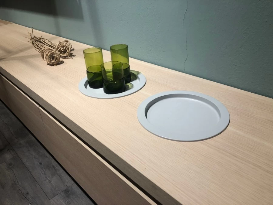 Particolare vassoi ad incasso