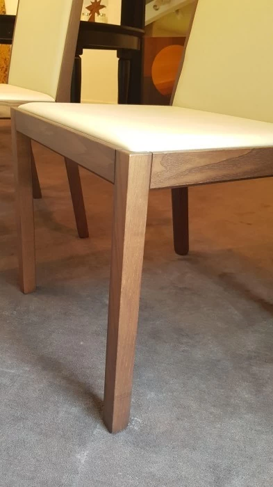 dettaglio struttura in rovere Brown