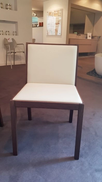 Sedia senza braccioli Novamobili Quadrat