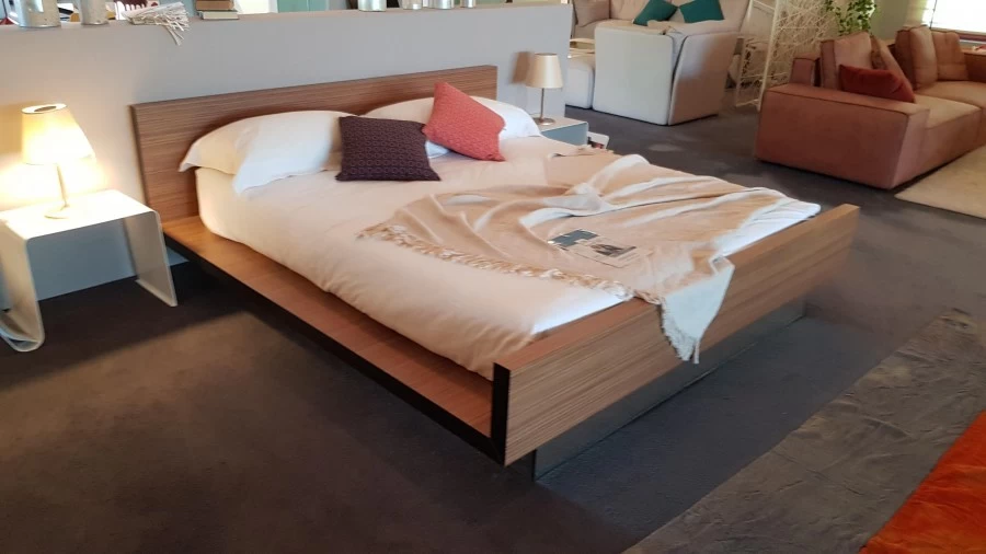 Letto matrimoniale Produzione Artigianale SLITTA