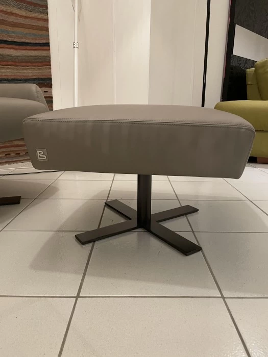 Poltrona con pouf Busnelli Grace