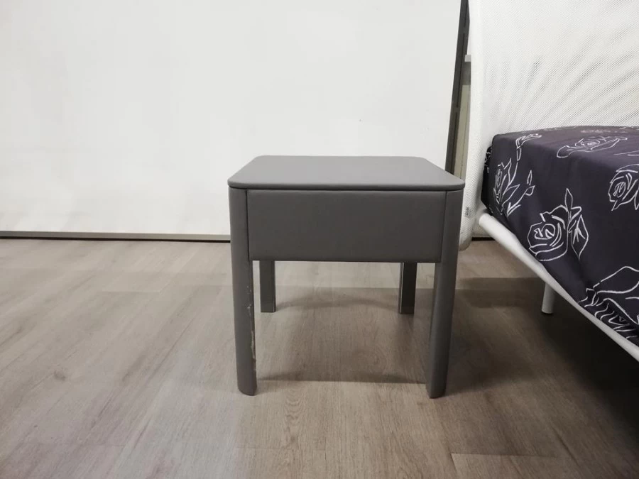 Comodino Flou Batò
