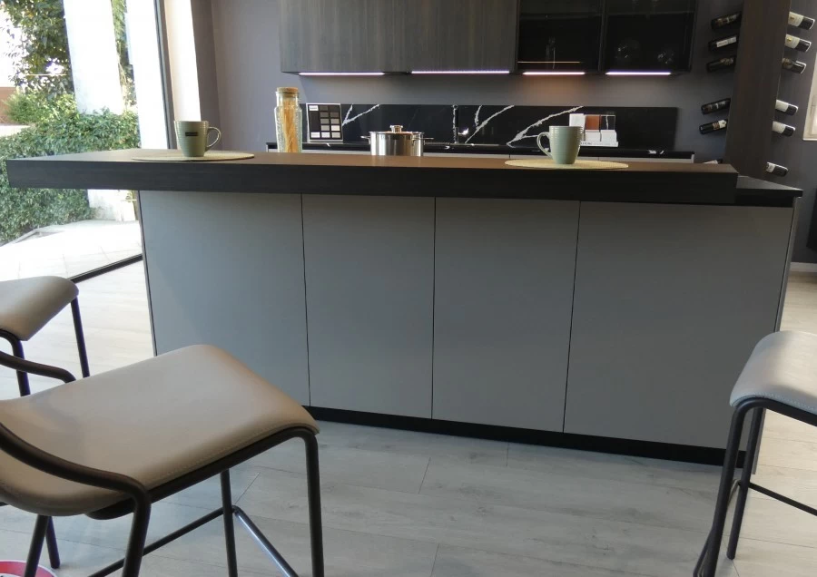 Cucina con Isola Pedini MOKA