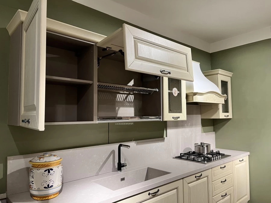 Cucina angolare Home Cucine Regale