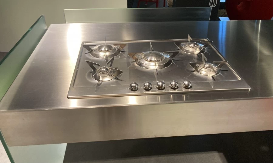 Cucina con Isola Produzione Artigianale IVANACERO