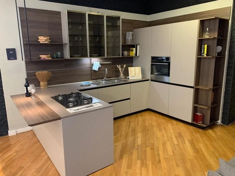 Cucina con penisola Euromobil Lain Pro