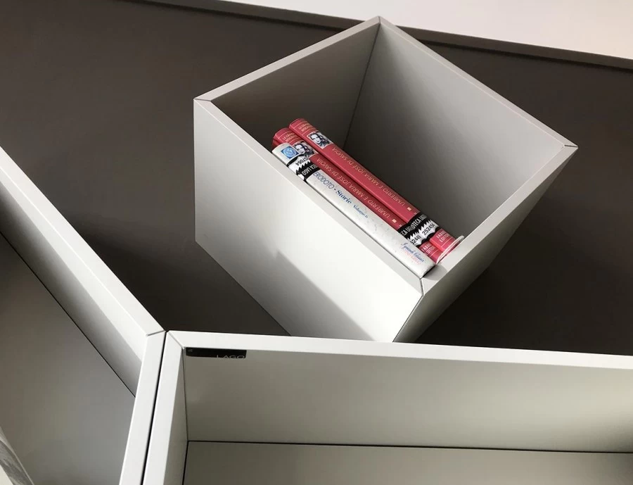 Piccola libreria Lago TANGRAM