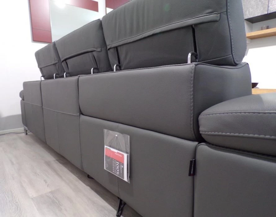 DIVANO IN PELLE CON CHAISE LONGUE E MECCANISMO ELETTRICO NICOLETTI MEGAN IN PROMOZIONE A BERGAMO