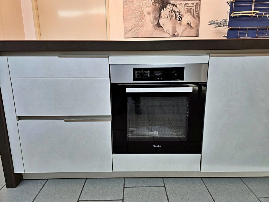 Cucina con penisola Snaidero Orange Evo