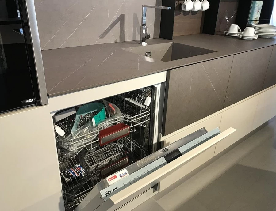 Cucina con Isola Meson's Monoliti