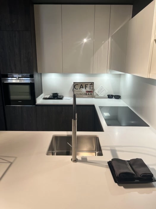 Cucina con penisola Camagni Cucine Dakota wood