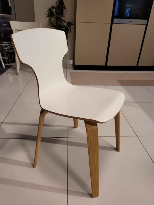 Sedia senza braccioli Ozzio HAT