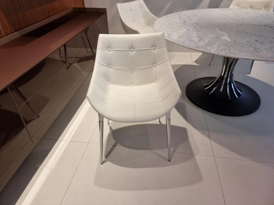 Sedia senza braccioli Cassina Passion 246