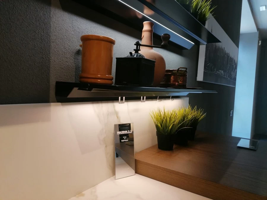 Cucina con penisola Cesar Maxima 2.2.