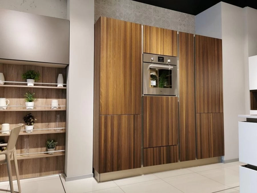 Cucina con penisola Veneta Cucine Oyster