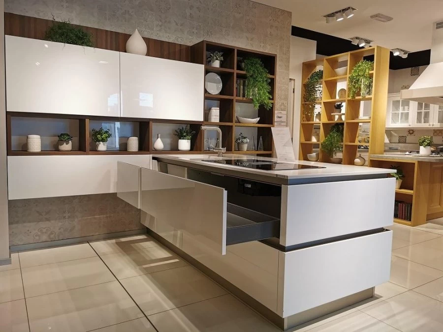 Cucina con penisola Veneta Cucine Oyster