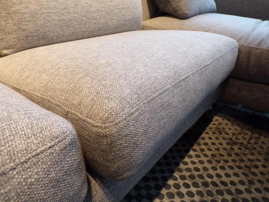 DIVANO CON CHAISE LONGUE MUNITA DI RELAX ELETTRICO SAMOA PEPPY SPECIAL NEGOZIO ARREDAMENTO A BRESCIA