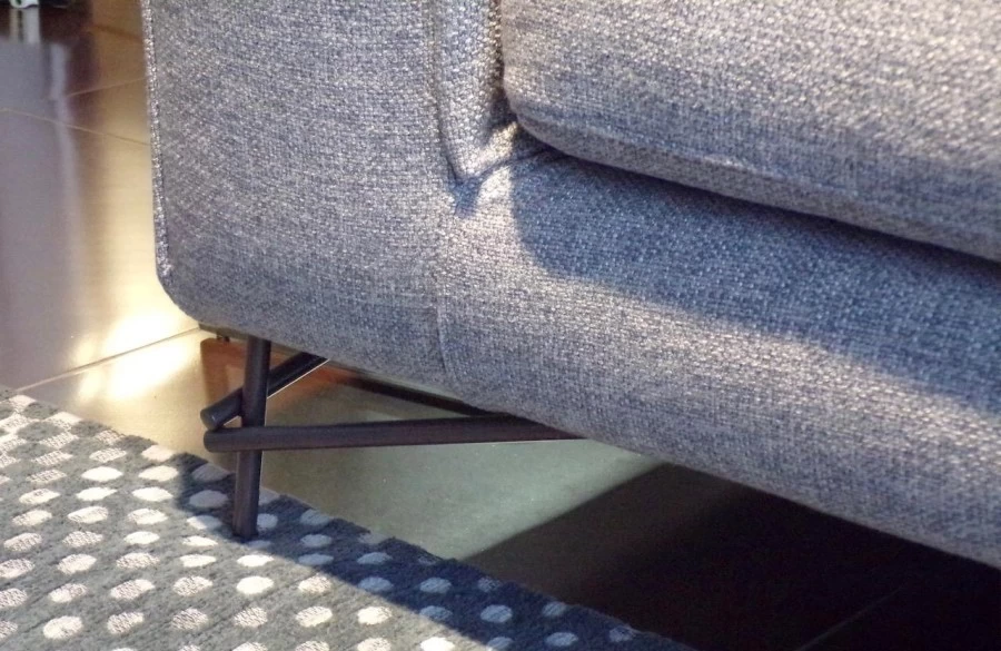 DIVANO CON CHAISE LONGUE MUNITA DI RELAX ELETTRICO SAMOA PEPPY SPECIAL IN PROMO A BRESCIA