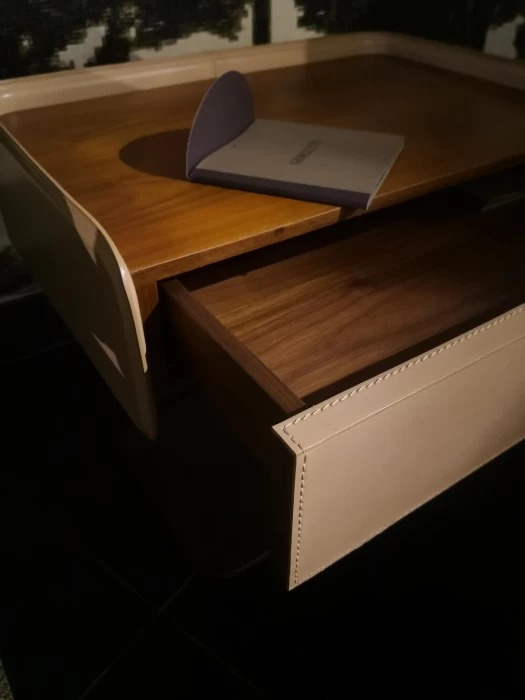 Comodino Giorgetti CORIUM