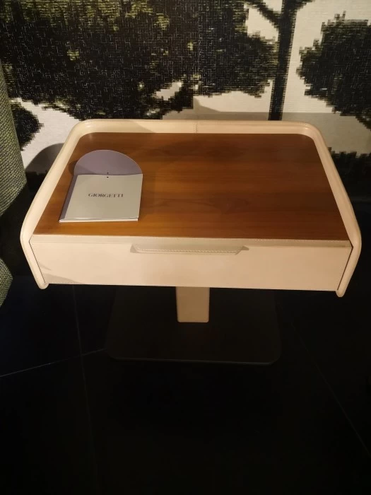 Comodino Giorgetti CORIUM