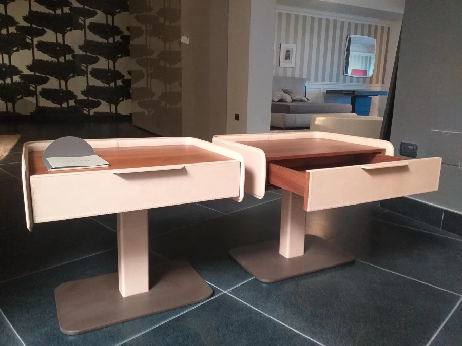 Comodino Giorgetti CORIUM