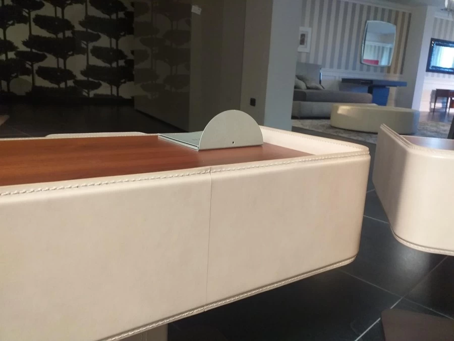 Comodino Giorgetti CORIUM