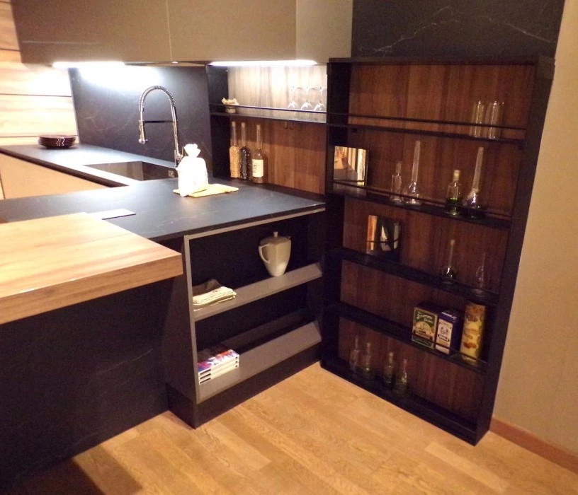 CUCINA CON PENISOLA ARREDO3 KALI & ZETASEI OCCASIONE A BRESCIA