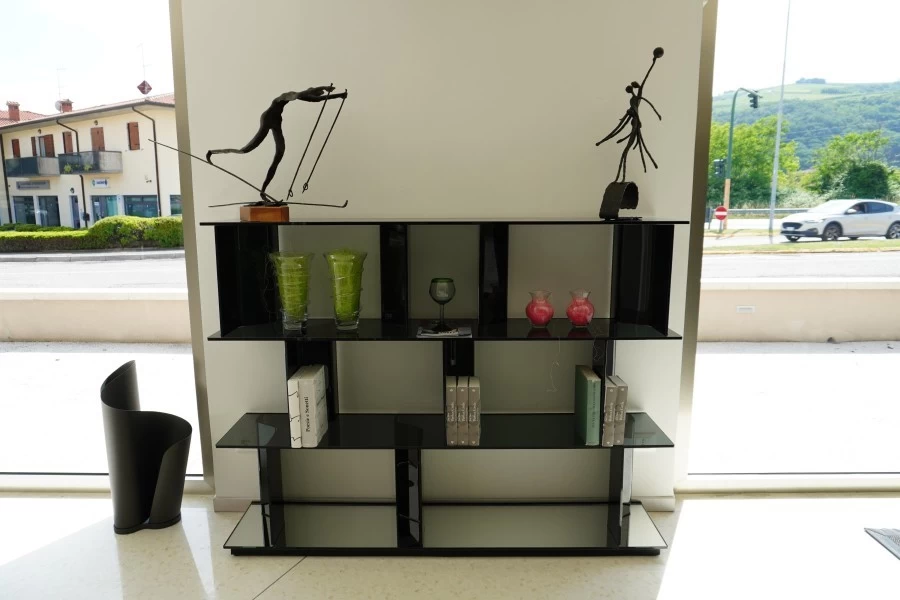 Piccola libreria Fiam Inori