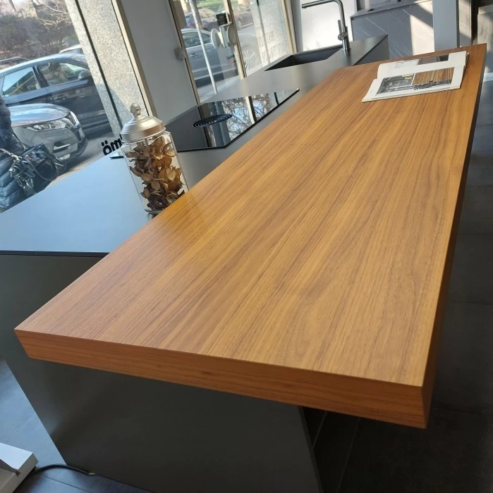 Cucina con Isola Antares cucine AS10 LINE + SISTEMA