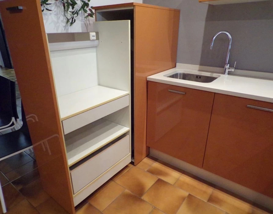 CUCINA CON PENISOLA ELMAR BASIC PREZZO A BRESCIA