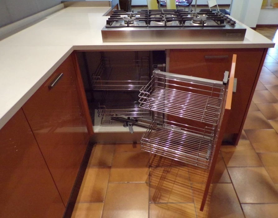 CUCINA CON PENISOLA ELMAR BASIC IN VENDITA A BRESCIA