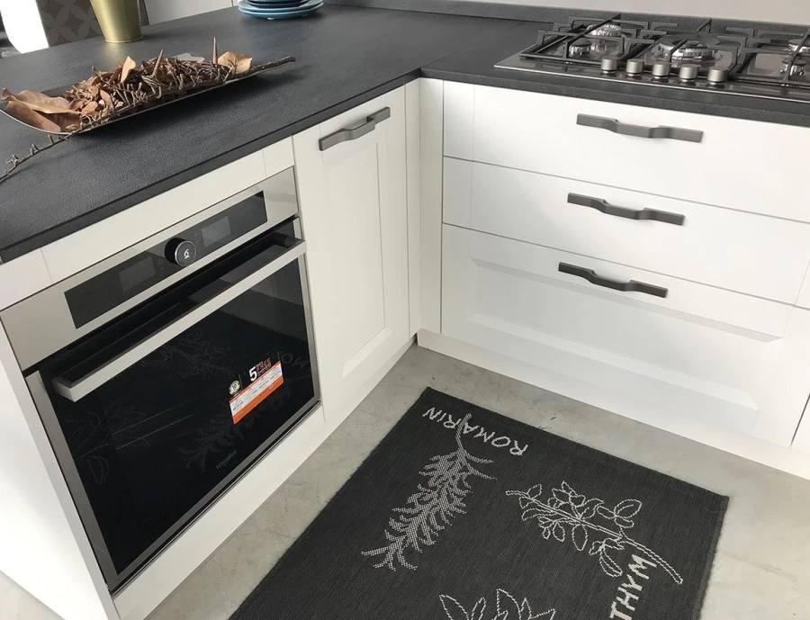 Cucina con penisola Astra EGO