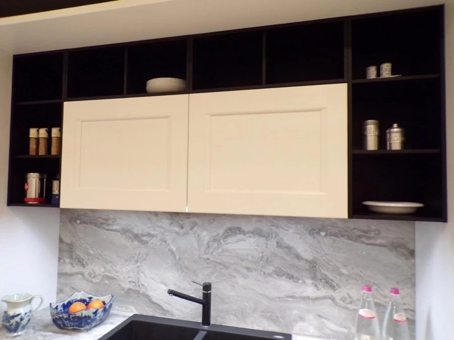 CUCINA CON ISOLA DIBIESSE IN VENDITA A BERGAMO