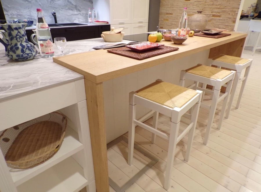CUCINA CON ISOLA DIBIESSE SCONTATA A BERGAMO