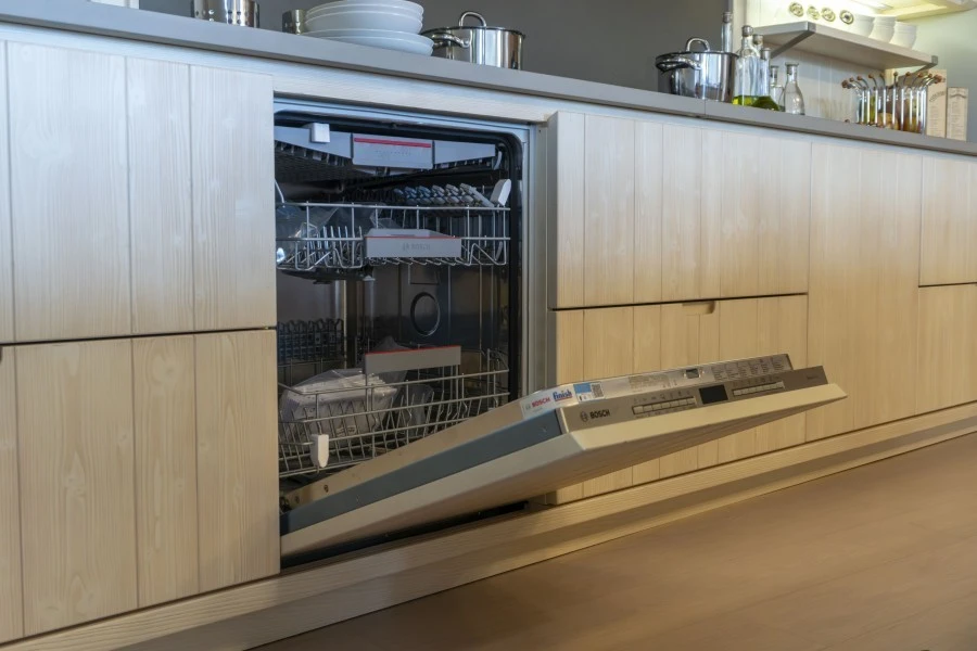 Cucina con Isola Scandola Mobili Maestrale