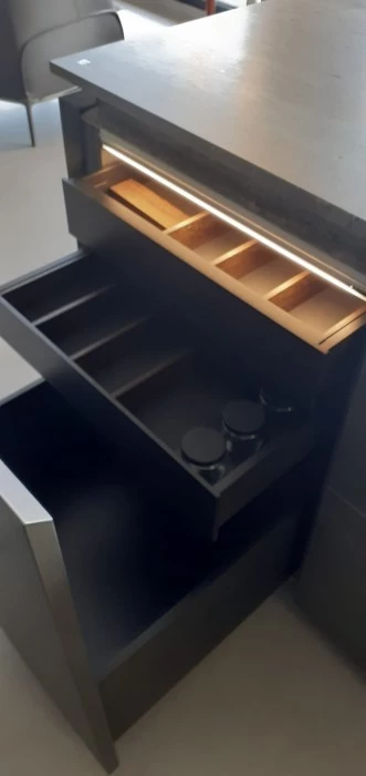 Cucina con Isola Molteni&C - Dada Engineered Intersection Acciaio Nebula