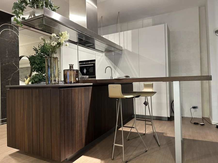 Cucina con penisola Poliform ARTEX