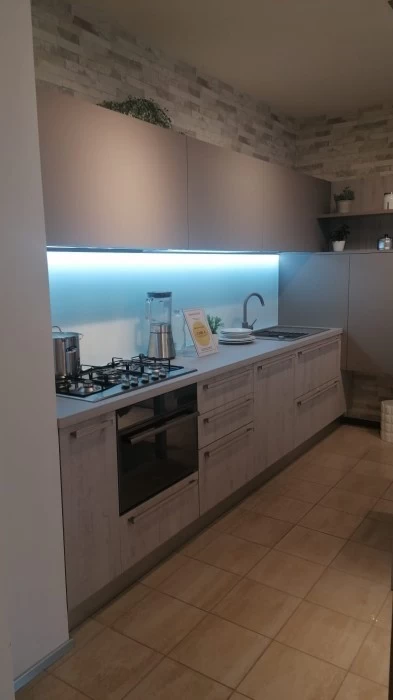 Cucina angolare Veneta Cucine ethica decorativo