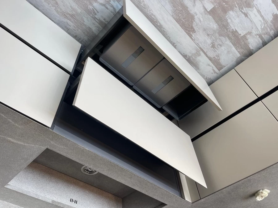 Cucina con penisola Aster Cucine Atelier