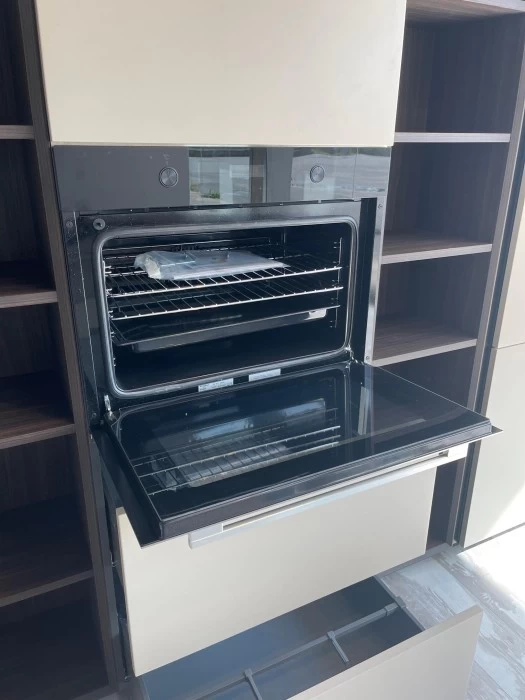 Cucina con penisola Aster Cucine Atelier